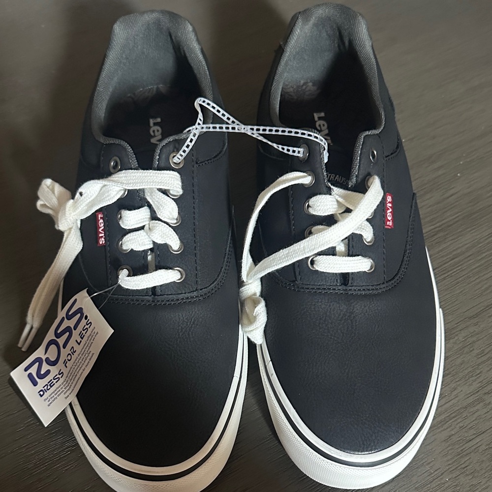 Levi's Black and White Men's Sneakers